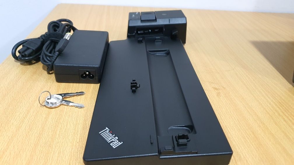 Lenovo ThinkPad Pro Docking Station (135W