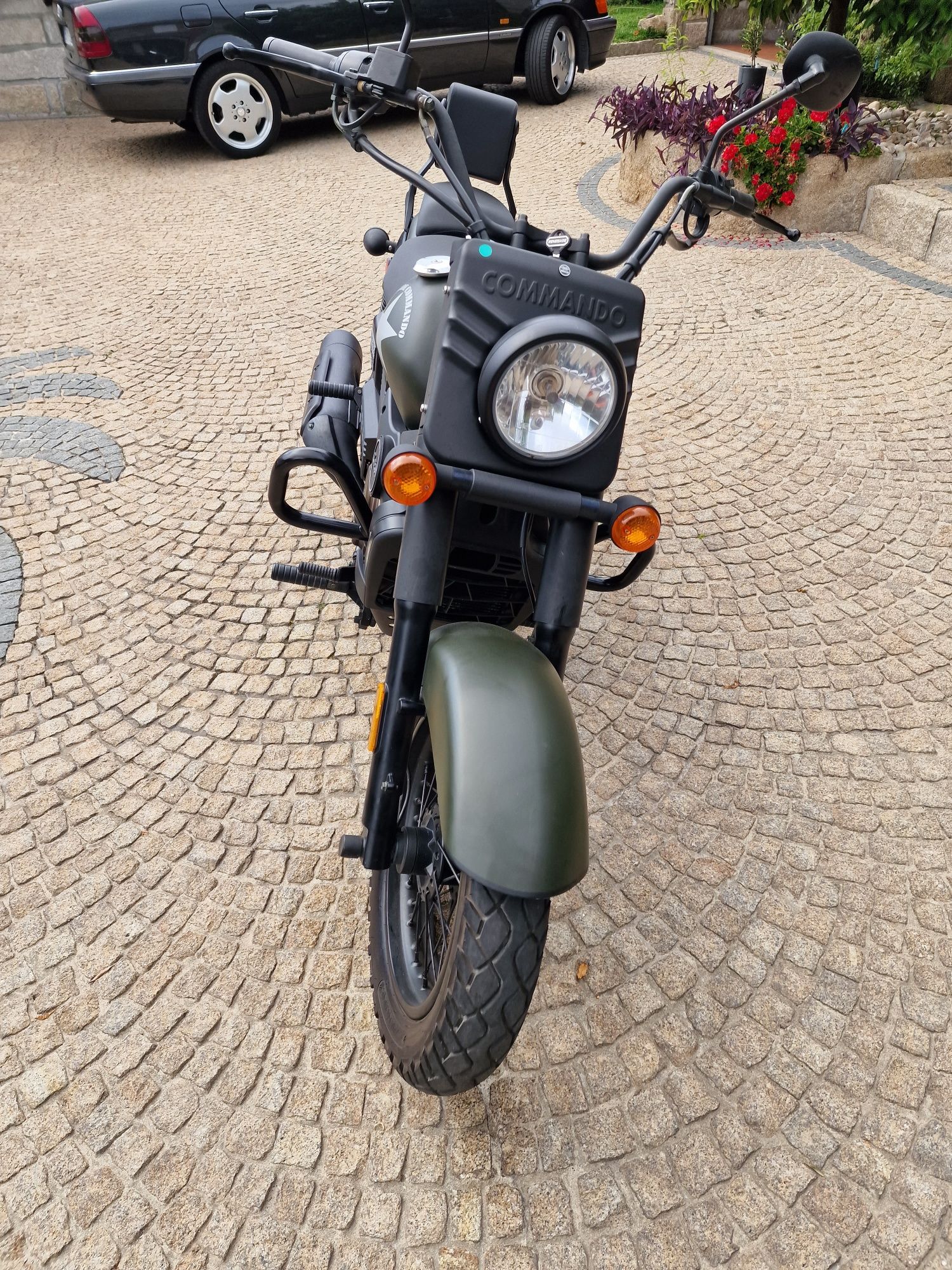 Vendo ou troco UM renegade commando