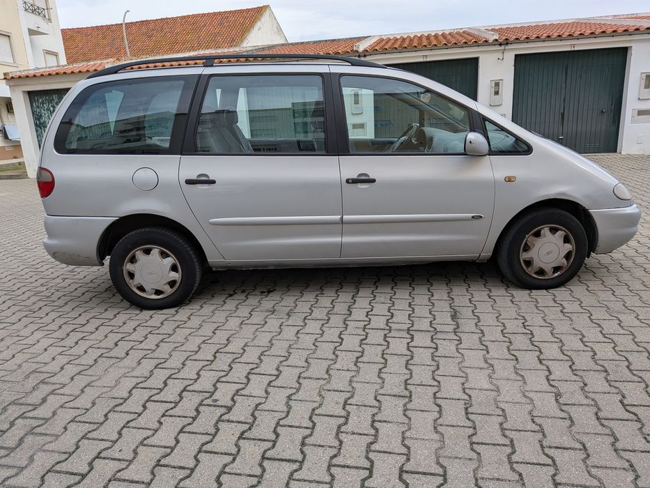 Ford Galaxy 1.9 TDI 110 CV 7 lug 99
