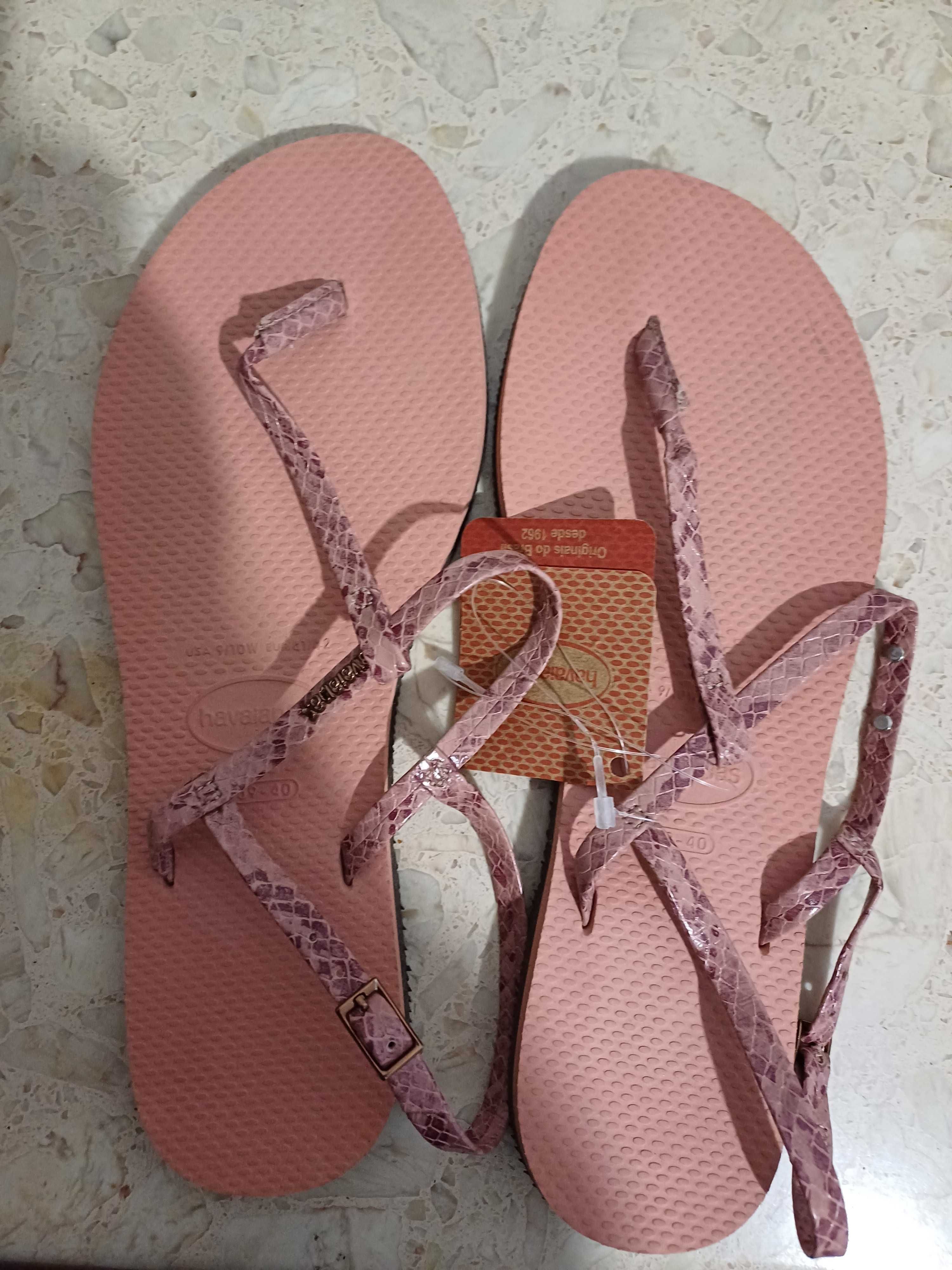 Chinelos havaianas