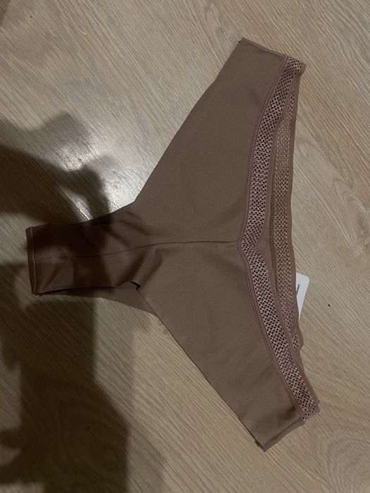 Безшовні трусики