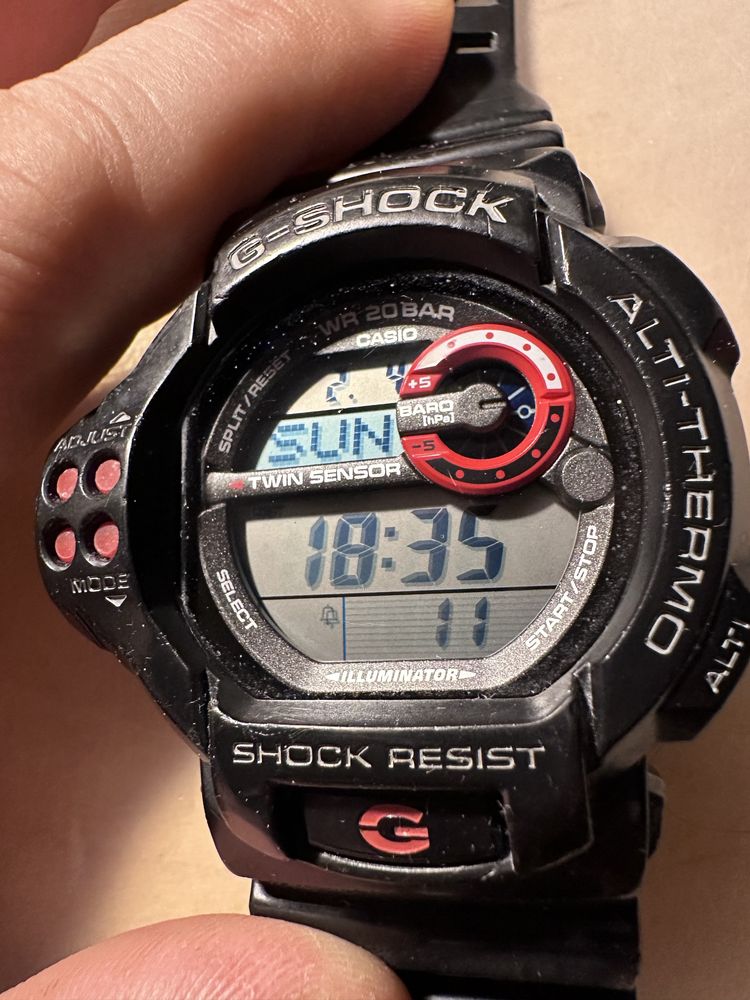 Casio g-shock GDF 100