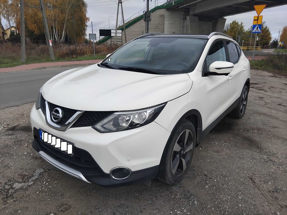 Nissan Qashqai panorama automat kamery 360 navi kamera cofania
