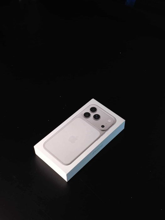 iPhone 17 pro 256GB Silver eSIM! - SUPER CENA!