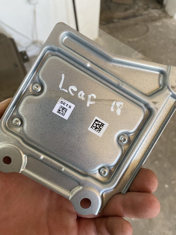 Безпека Airbag штора Nissan Leaf 2 2018-2024