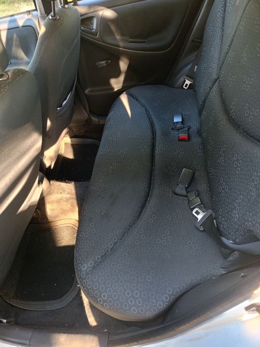 Toyota Yaris 1.4 D4D  2004 rok