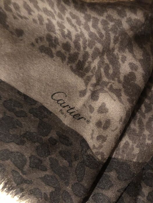 Echarpe da CARTIER em lã/seda/caxemira nunca usado sem etiqueta