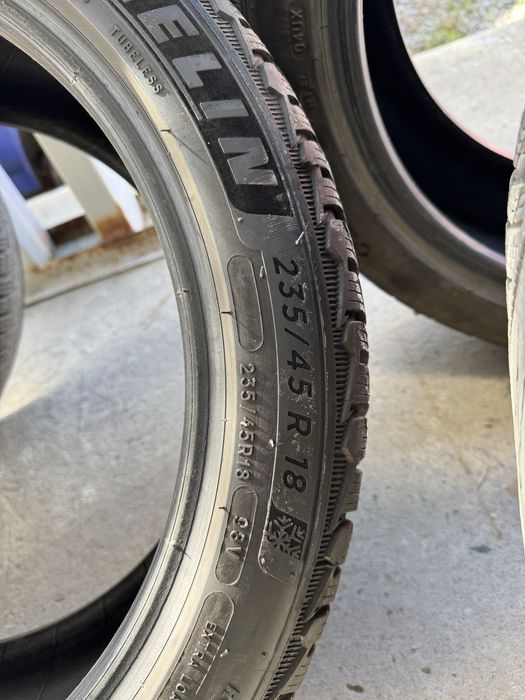 Michelin alpin 5 235/45/18
