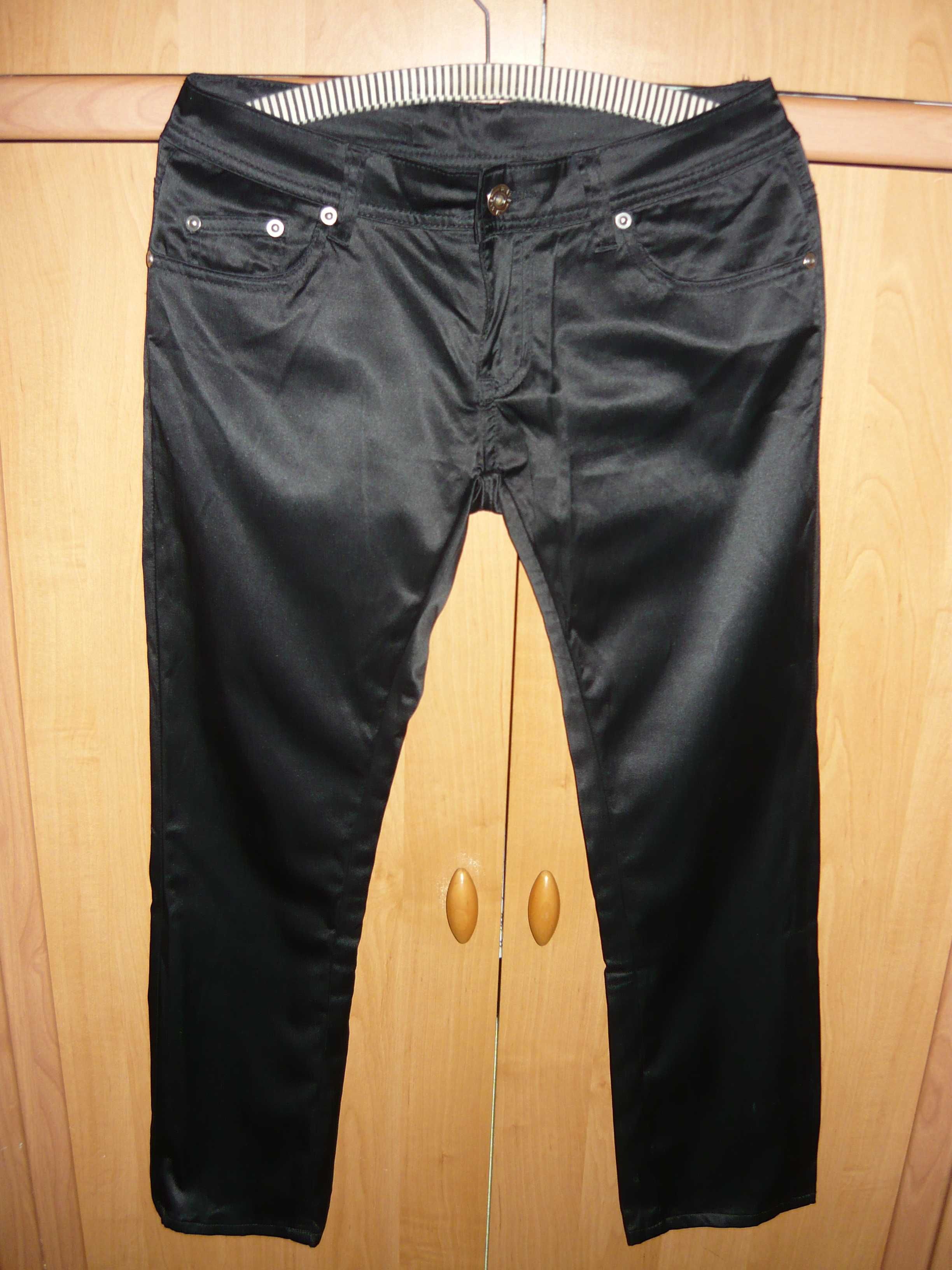 Spodnie jeans, czarne, satyna, śliskie, połyskujące r. 38 M