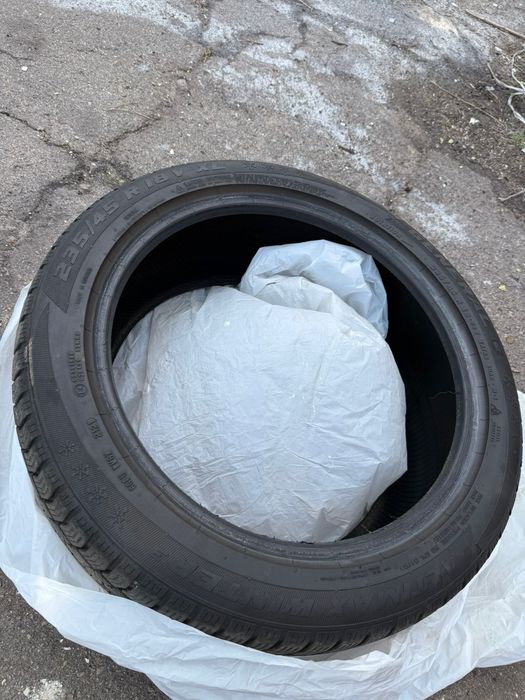 Резина 235/45/18