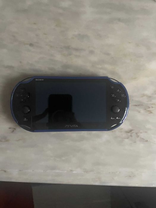 PS Vita Preta com jogos