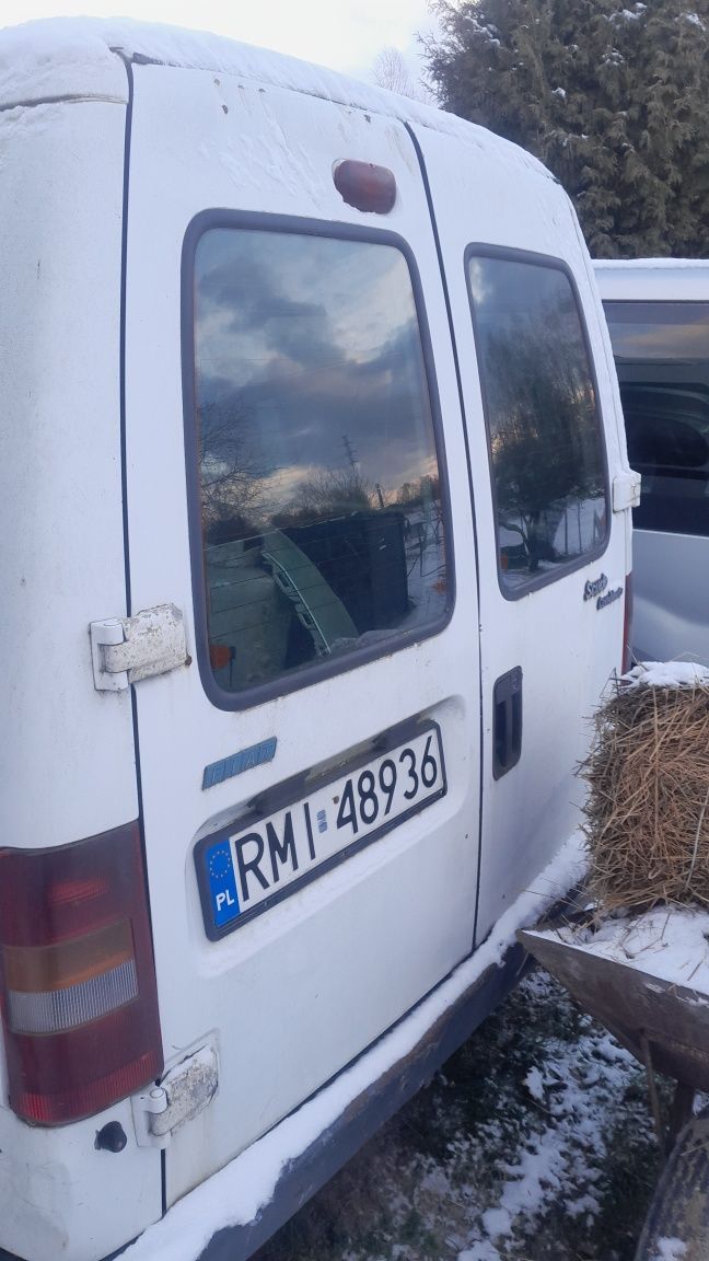 FIAT Scudo 1.9 z 2003 Rok