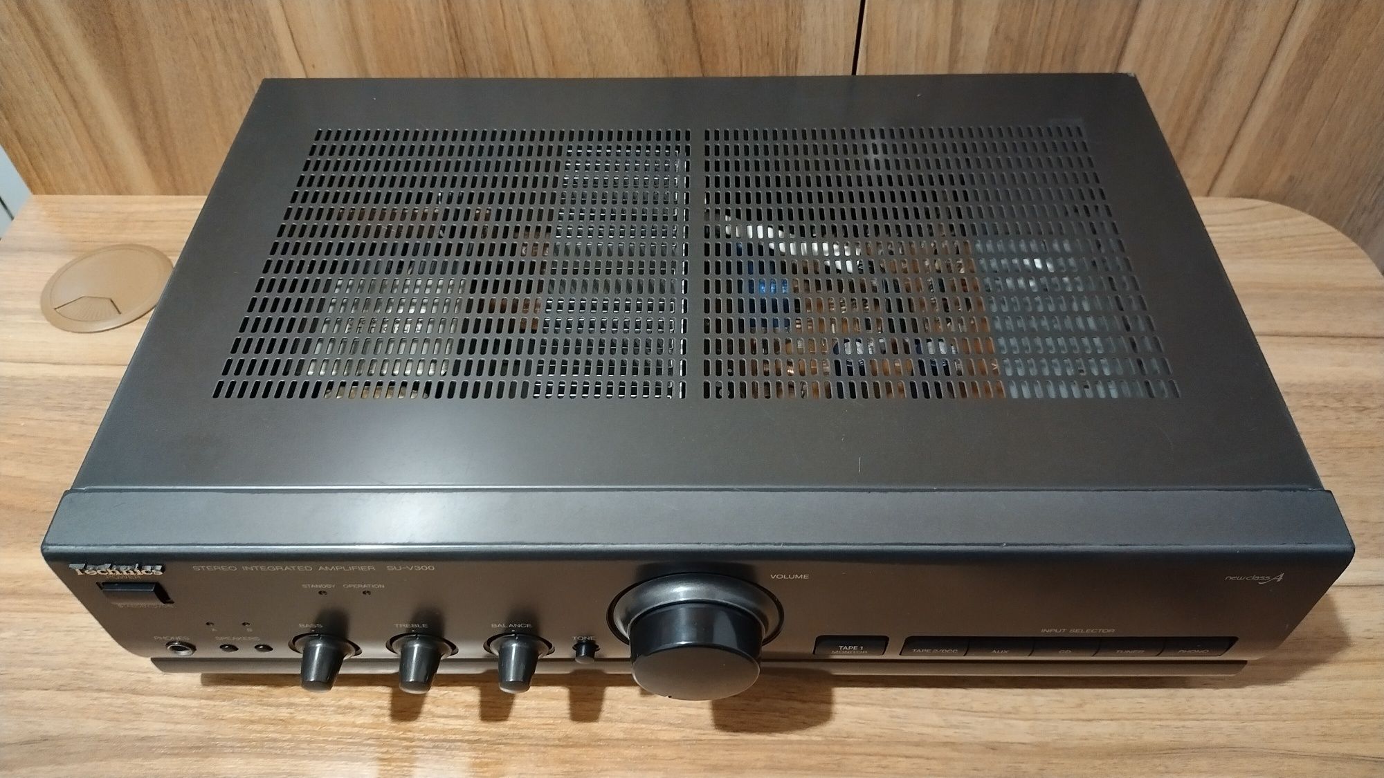 Усилитель Technics SU-V300