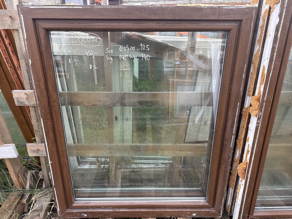 2x okno plastikowe 125x140 orzech biale pcv (transport, demontazu) ru