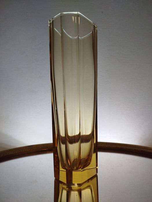 Вазы коллекционные