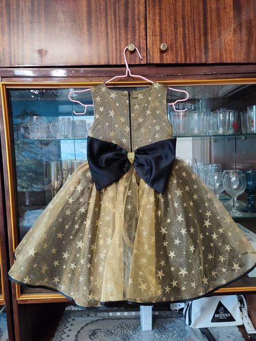 Сукні для дівчинки 5 років