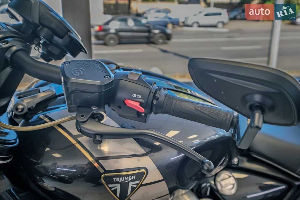 Triumph Rocket 3 2020