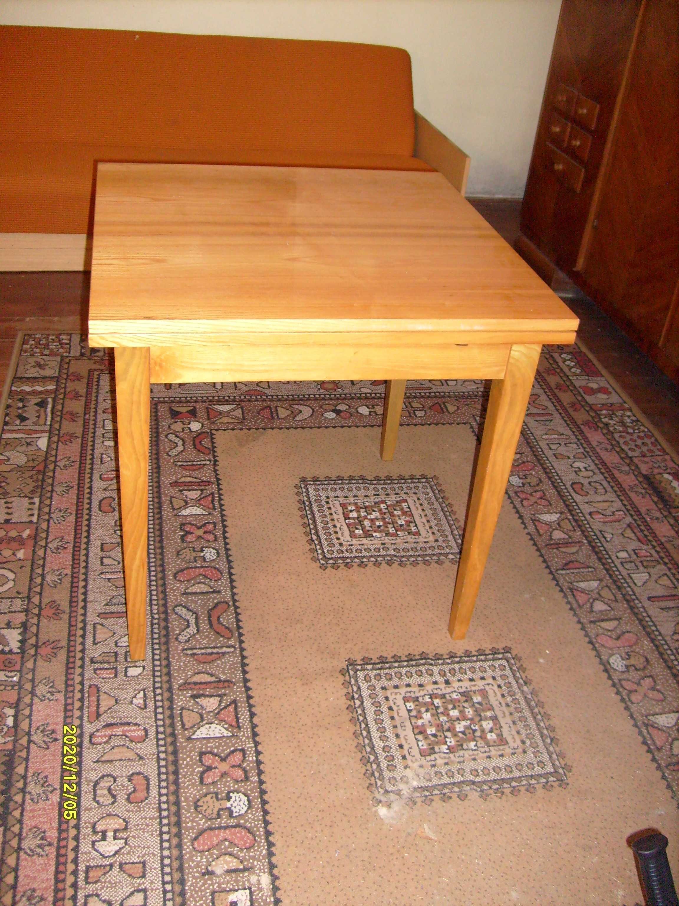 Stół rozkładany jasny, wysoki polysk
