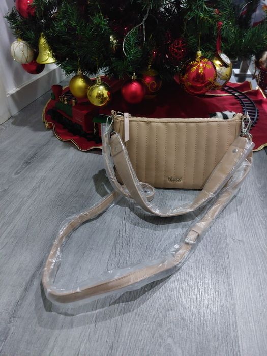 Bolsa de mulher nova marca Tiffosi