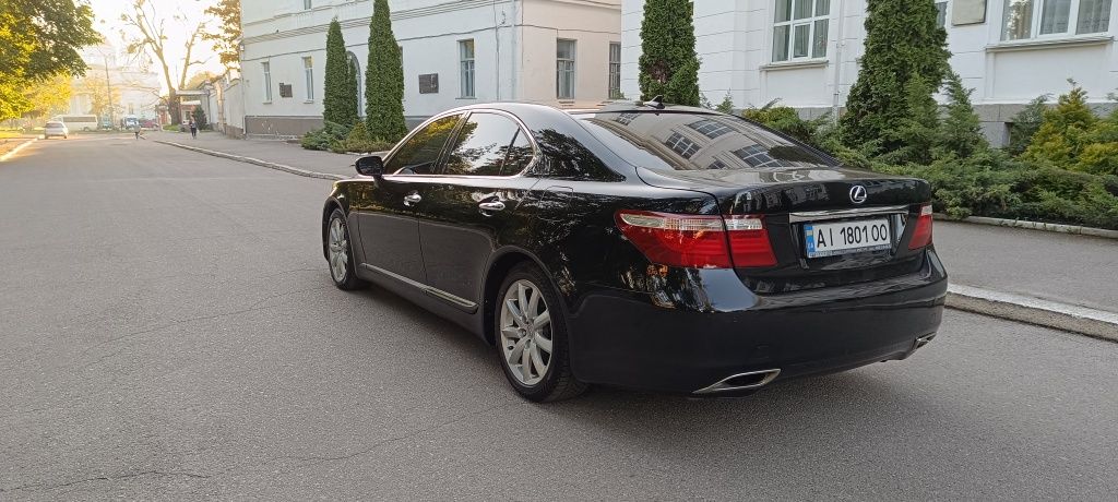 Lexus LS 460 2008