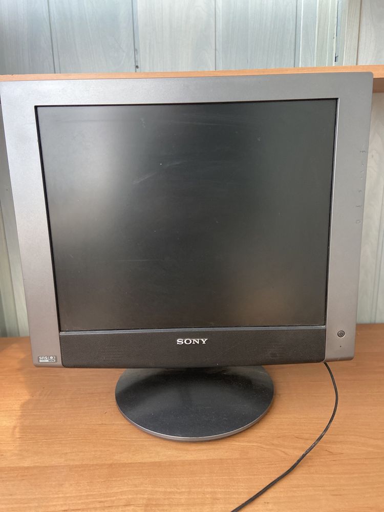 Монітор Sony SDM-HX73