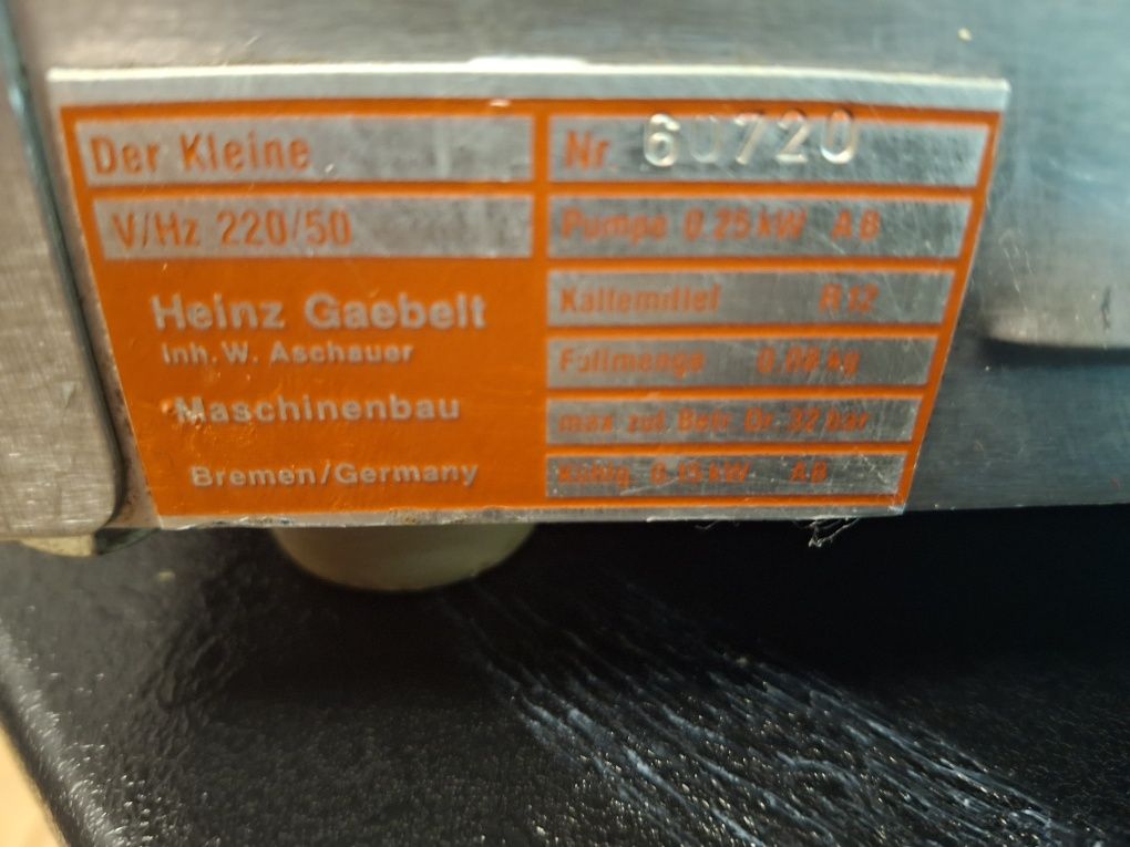 FORTUNA automat , maszyna do bitej śmietany
