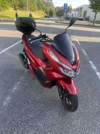 Honda PCX 125 ( ANO DE 2019 )  poucos km