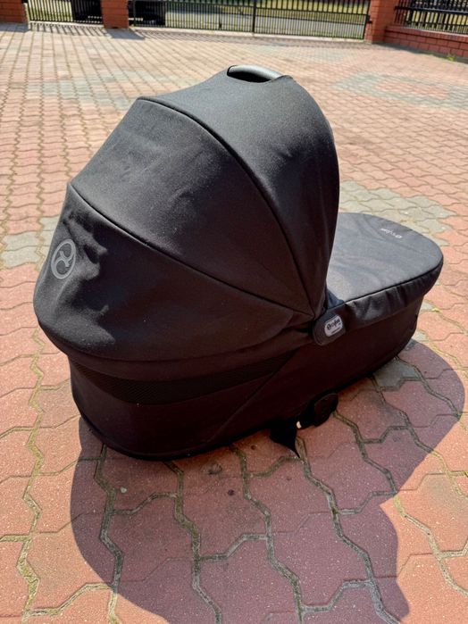 Gondola  Cybex Balios S Lux 2024 gratis 1 parasolka 2 siatka 3 folia