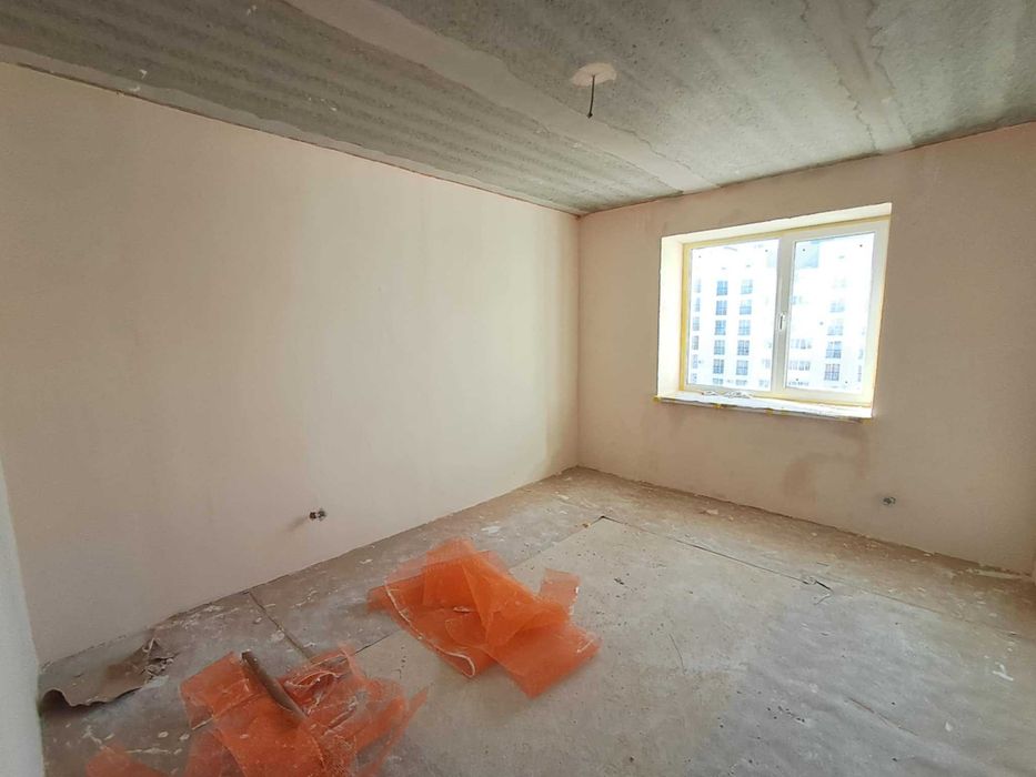 Поклейка шпалер, покраска, штукатурка, шпаклівка - майстер з досвідом