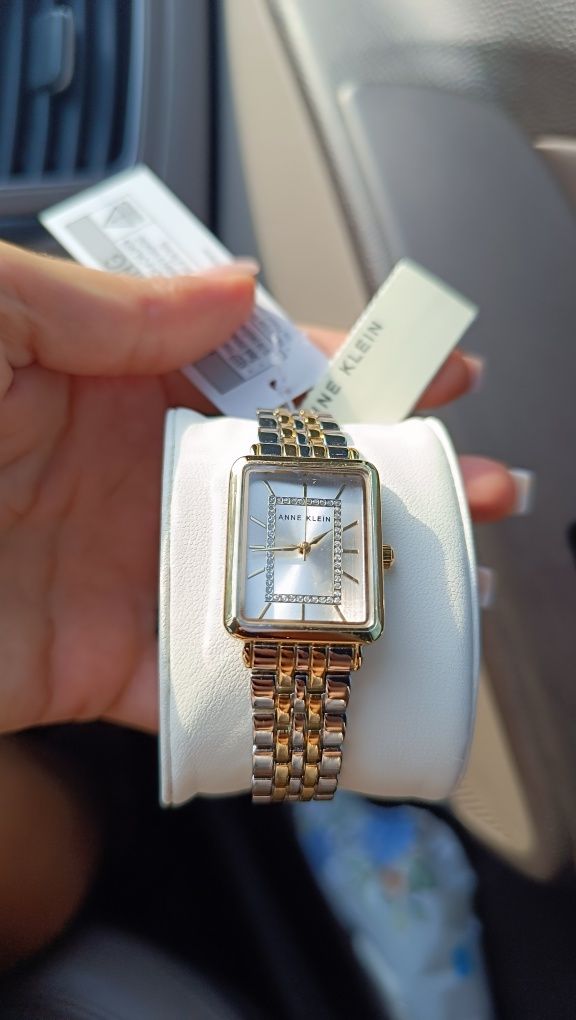 Годинник жіночий оригінал Anna Klein