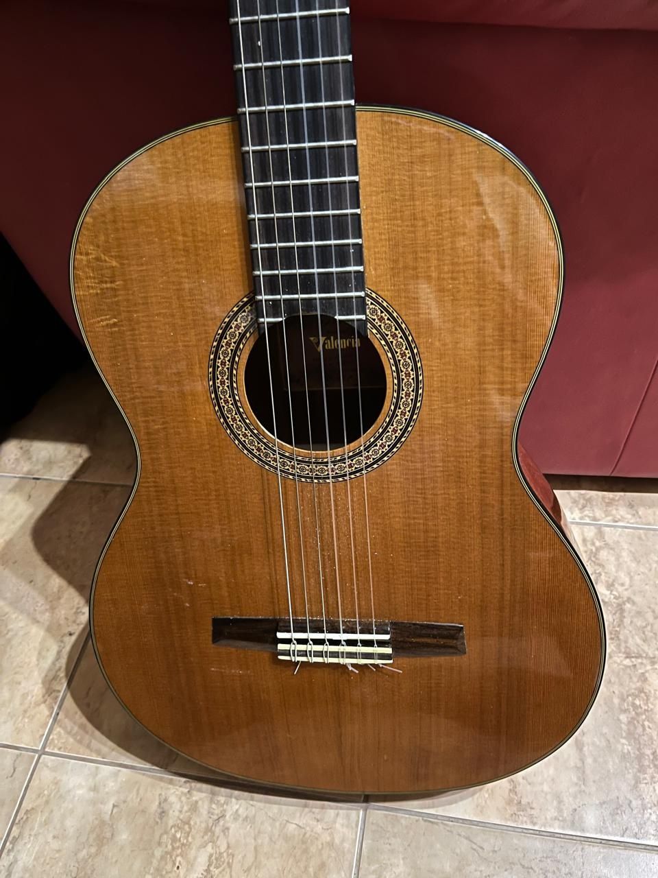 Продам гітару VALENCIA CG 35R+