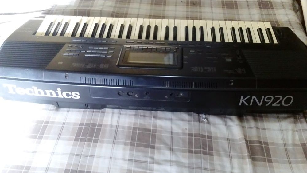 Teclado Technics SK-KN930