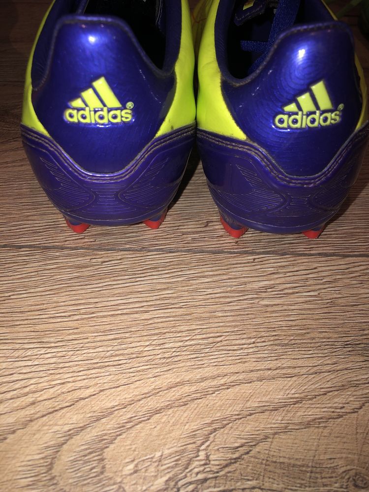 Buty sportowe adidas