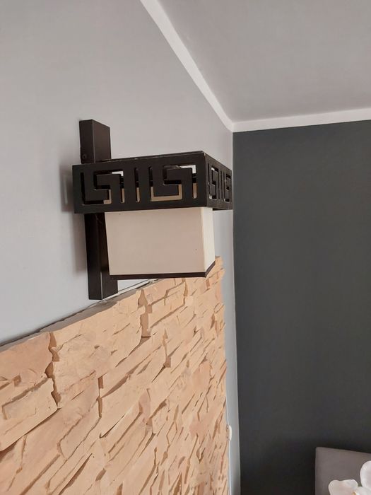 3x Żyrandol, kinkiet, lampka stołowa drewo+papier wzór grecki