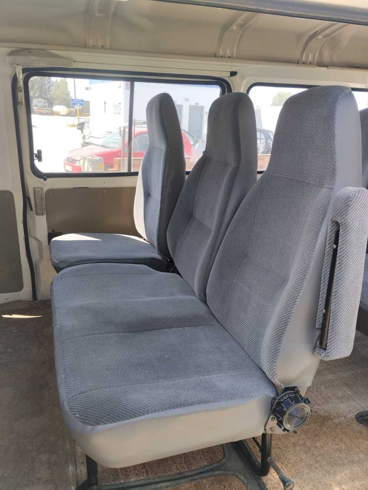 Nissan Vanette
Ligeiro de Mercadorias
Viatura usada
8 Lugares
In