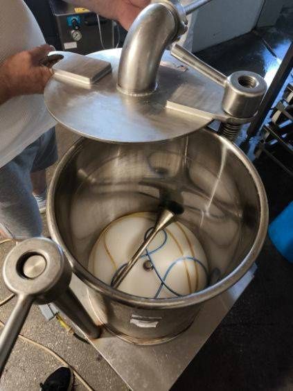 Maszyny i urządzenia do masarni, wilk, mieszałka, kocioł, patelnia