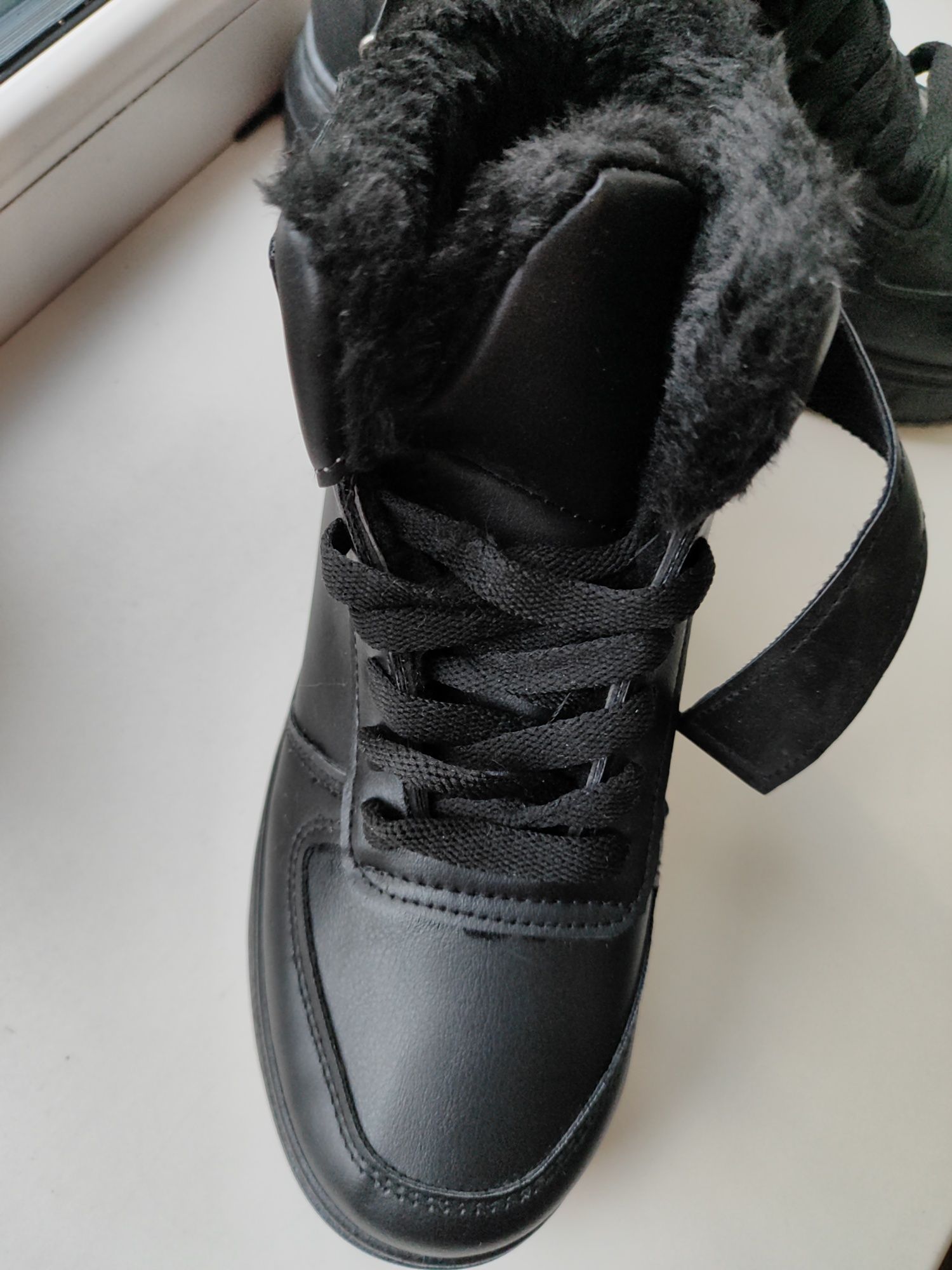 Зимние кроссовки, ботинки