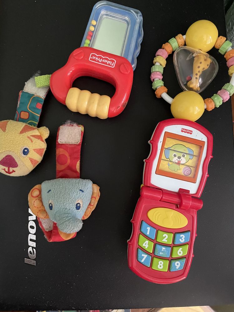 Іграшки  fisher price