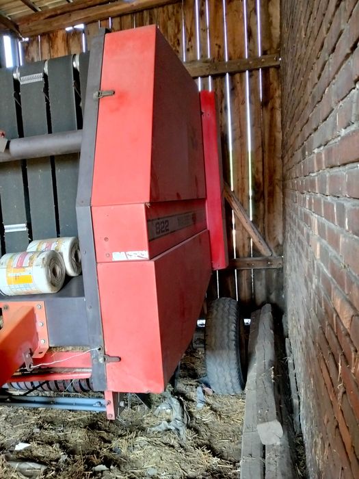 Prasa belująca Massey Ferguson 822