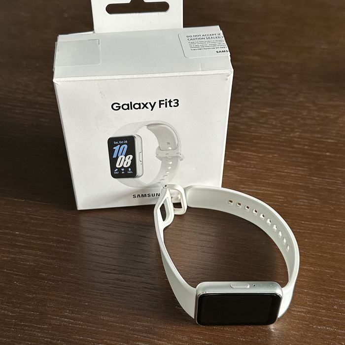 Смарт годинник Galaxy Fit3
