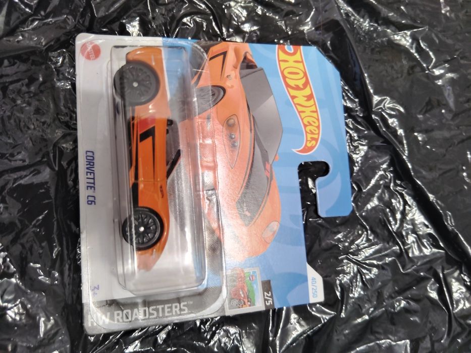 Auto hot wheels nowe