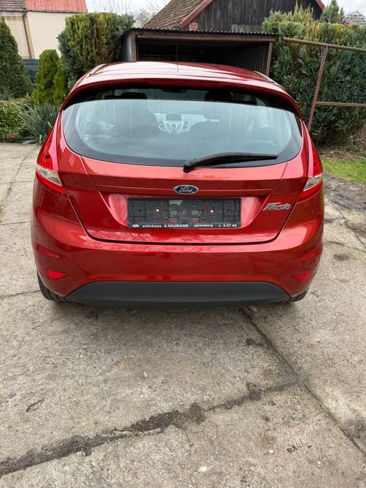 Ford Fiesta mk7 1.25 benzyna bezwypadkowy Import z Niemiec