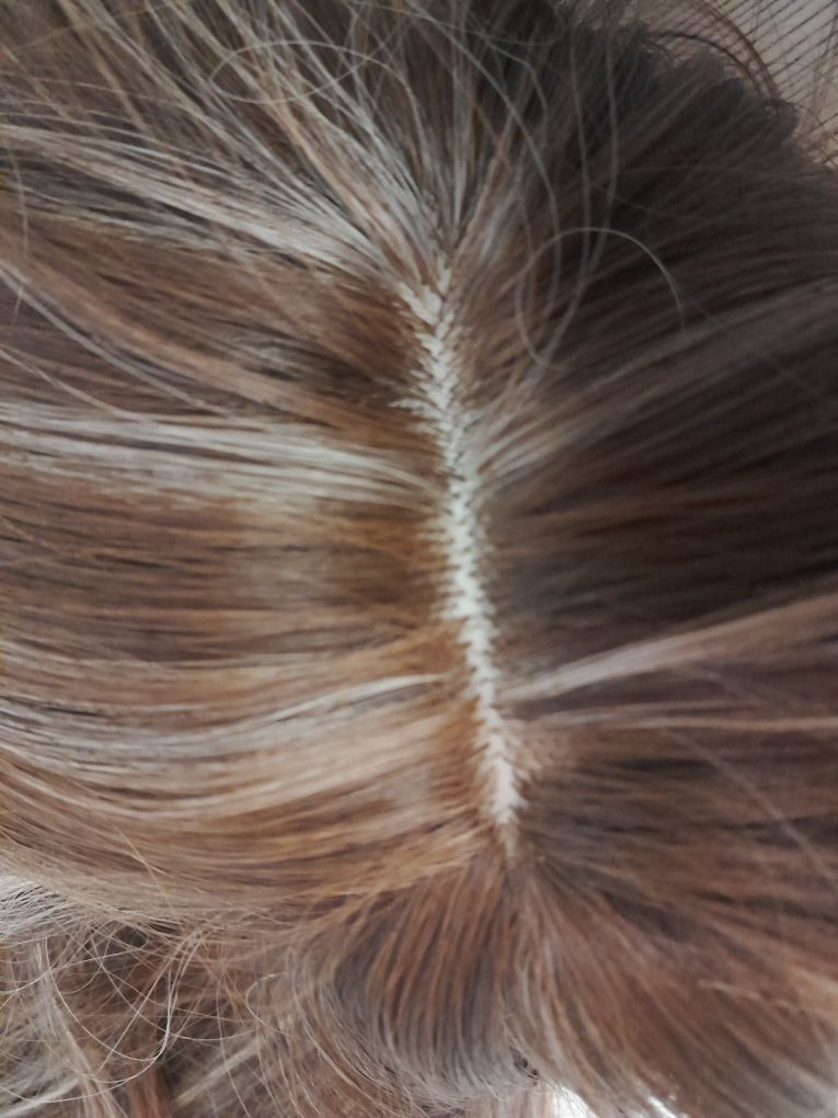 Peruka brąz z blond balejaż 60cm z grzywką