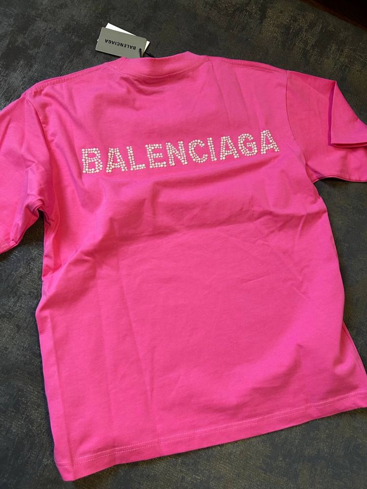 Футболка Balenciaga