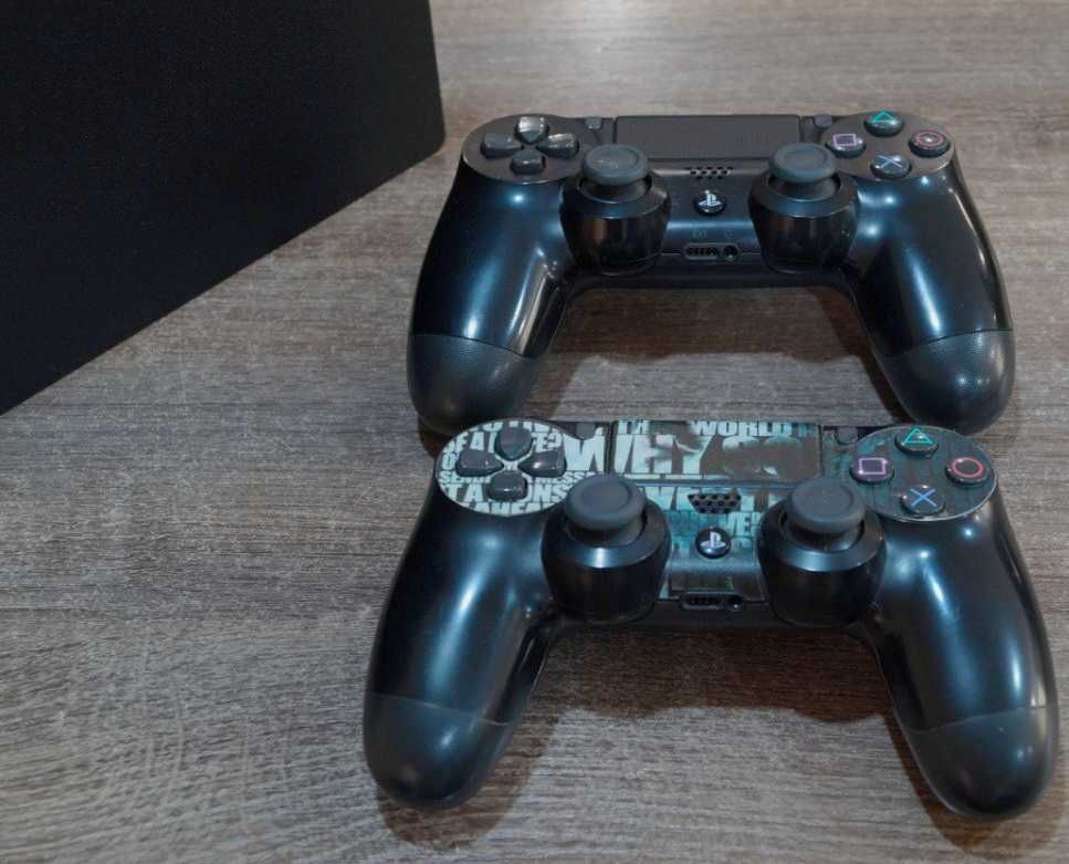 Ігрова приставка Sony PlayStation 4 Pro 1ТБ (БАН PSN) TVOYO