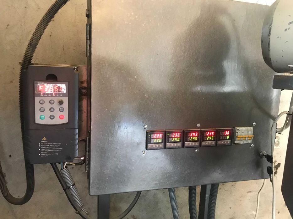 Лінія для екструзії (виготовлення жилки, лески)