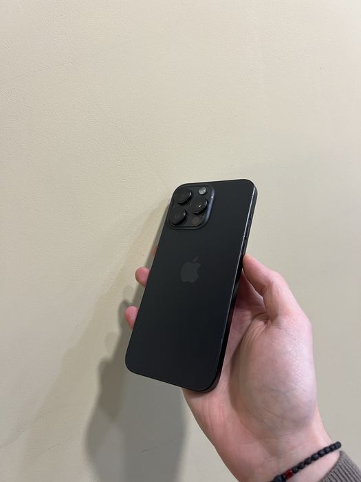 Б/у Iphone 15 Pro Max 256 Black Titanium акумулятор 95%