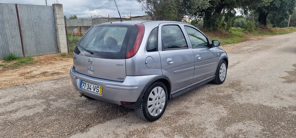 Opel corsa 1.3 cdti