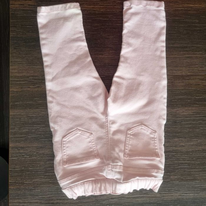 Niemowlęce wiosenne spodenki Next 80cm