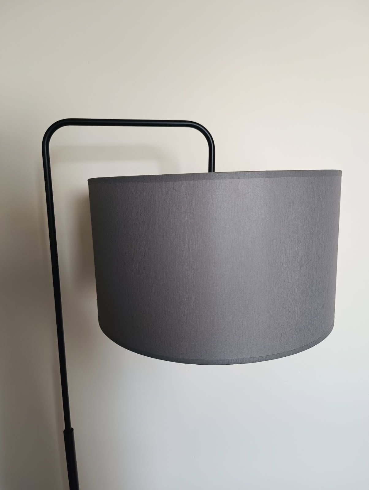 Lampa stojąca podłogowa szara EMIBIG.